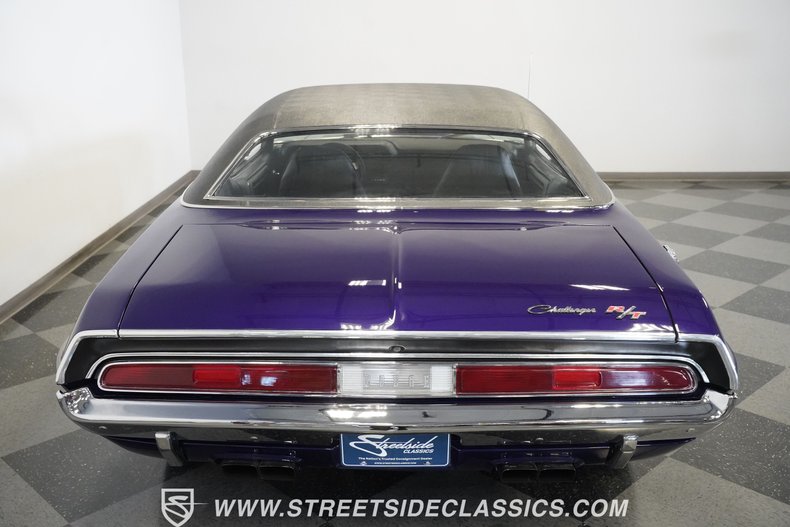Unknown-Challenger-1970-Plum-Crazy-Black-13