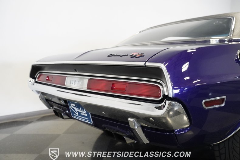 Unknown-Challenger-1970-Plum-Crazy-Black-15
