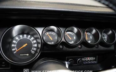Unknown-Challenger-1970-Plum-Crazy-Black-30