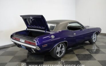 Unknown-Challenger-1970-Plum-Crazy-Black-9