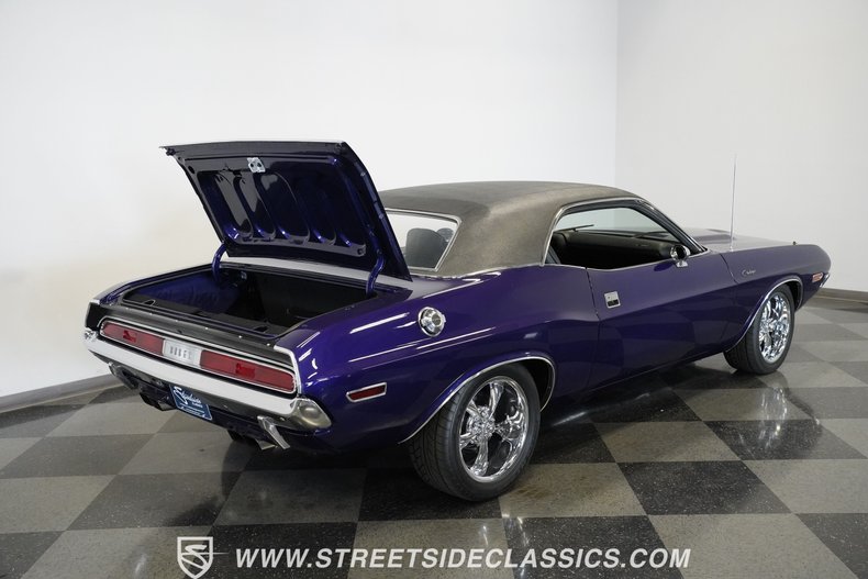 Unknown-Challenger-1970-Plum-Crazy-Black-9