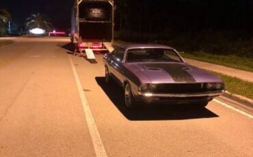 Unknown-Challenger-1970-Plum-Crazy-Purple-6