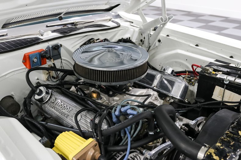 Unknown-Challenger-1970-White-BLACK-11