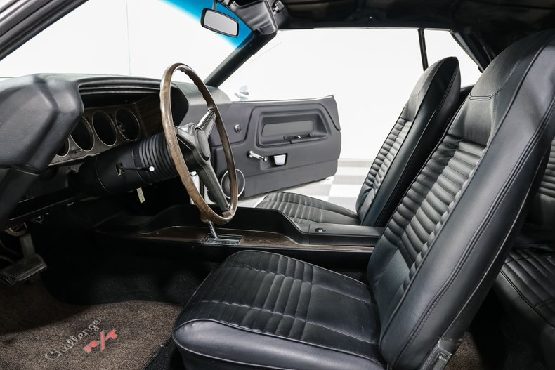 Unknown-Challenger-1970-White-BLACK-15