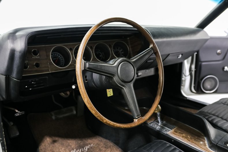 Unknown-Challenger-1970-White-BLACK-16