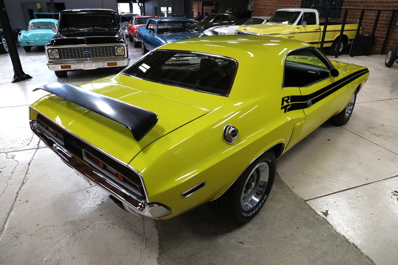 Unknown-Challenger-1971-Citron-Yellow-Black-35