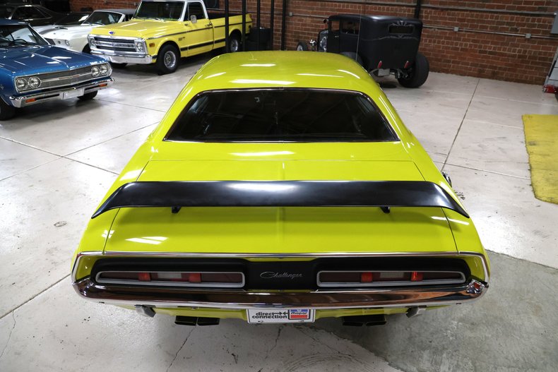 Unknown-Challenger-1971-Citron-Yellow-Black-36