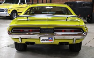 Unknown-Challenger-1971-Citron-Yellow-Black-37