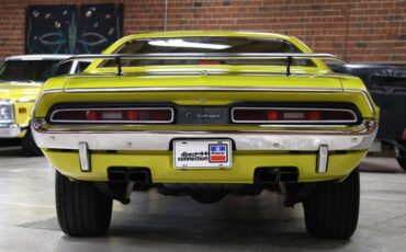 Unknown-Challenger-1971-Citron-Yellow-Black-38