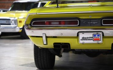 Unknown-Challenger-1971-Citron-Yellow-Black-39