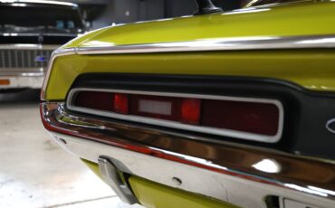 Unknown-Challenger-1971-Citron-Yellow-Black-40
