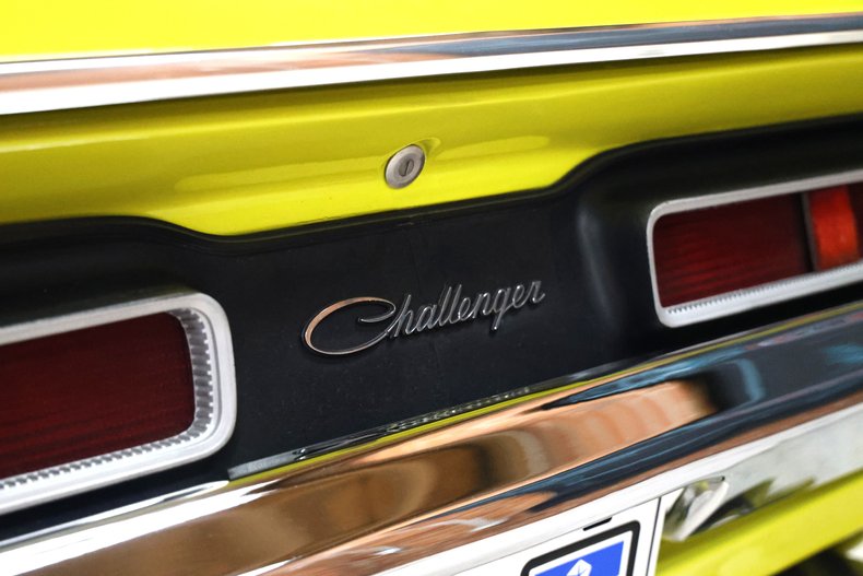 Unknown-Challenger-1971-Citron-Yellow-Black-41