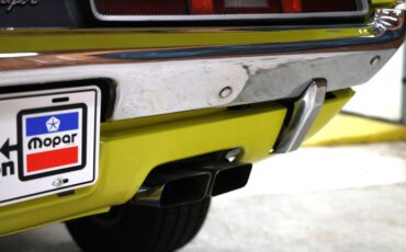 Unknown-Challenger-1971-Citron-Yellow-Black-42
