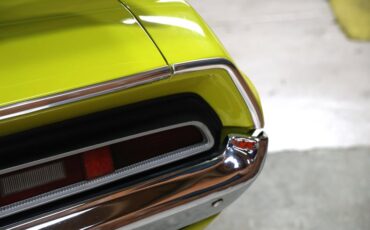 Unknown-Challenger-1971-Citron-Yellow-Black-43