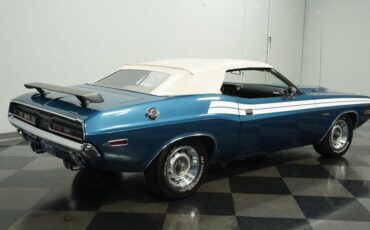 Unknown-Challenger-1971-Dark-Blue-Metallic-White-12