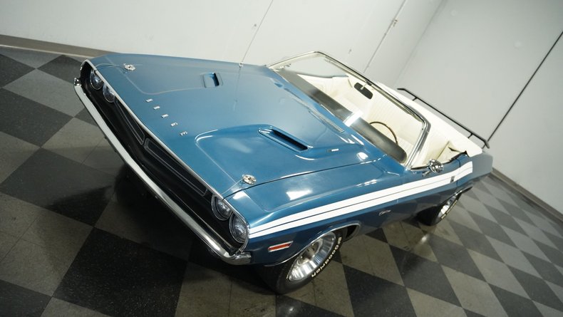 Unknown-Challenger-1971-Dark-Blue-Metallic-White-16