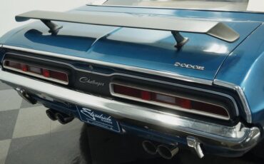 Unknown-Challenger-1971-Dark-Blue-Metallic-White-23