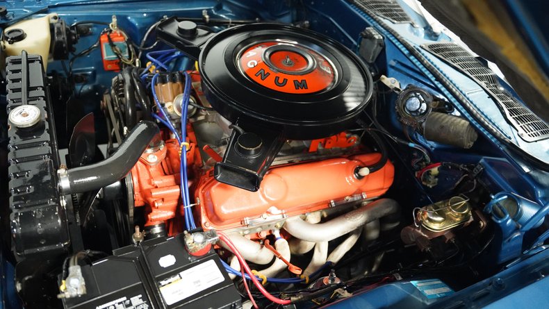 Unknown-Challenger-1971-Dark-Blue-Metallic-White-29