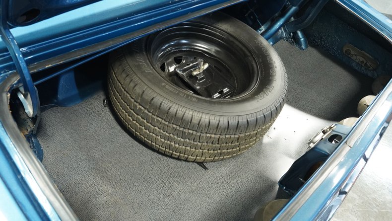 Unknown-Challenger-1971-Dark-Blue-Metallic-White-48