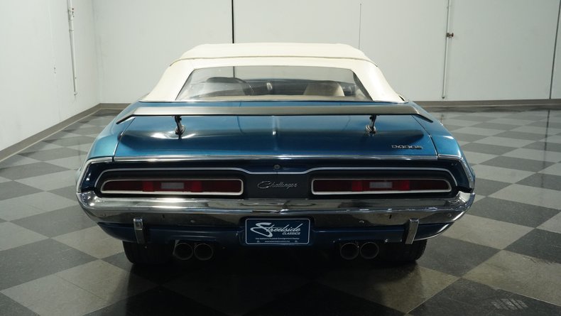 Unknown-Challenger-1971-Dark-Blue-Metallic-White-6