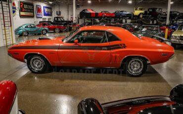 Unknown-Challenger-1971-Orange-Black-2