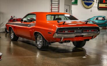 Unknown-Challenger-1971-Orange-Black-35