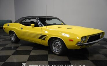 Unknown-Challenger-1972-Banana-Black-26