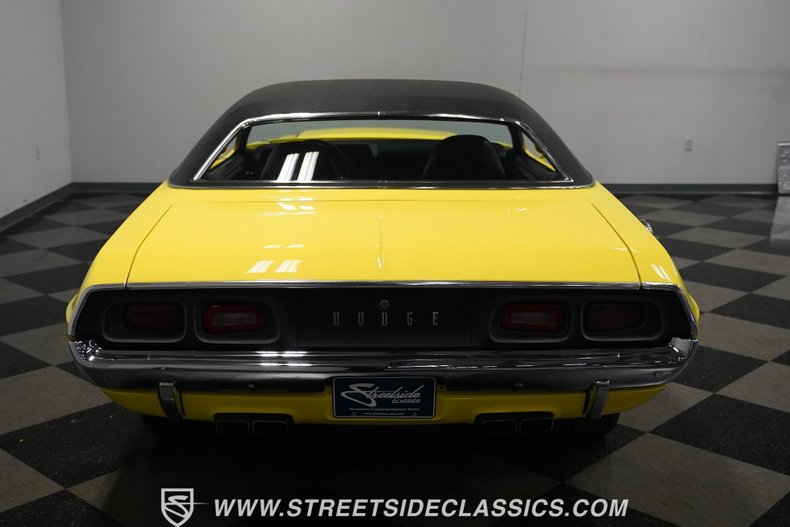 Unknown-Challenger-1972-Banana-Black-31