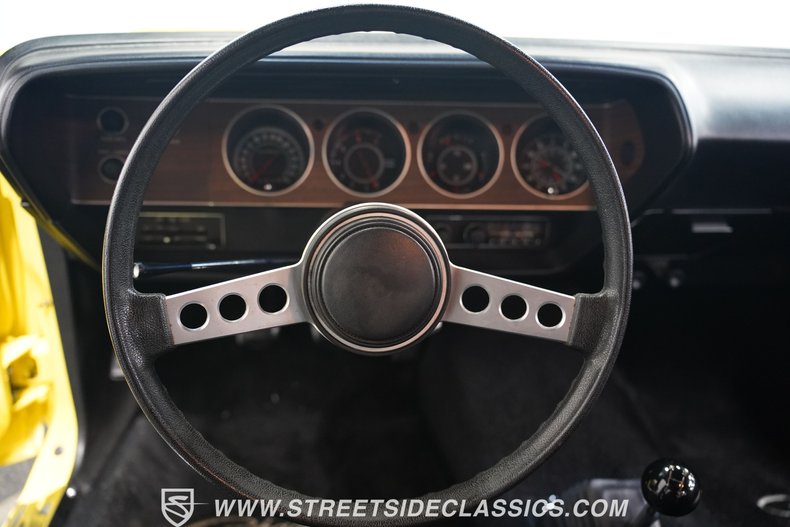 Unknown-Challenger-1972-Banana-Black-4