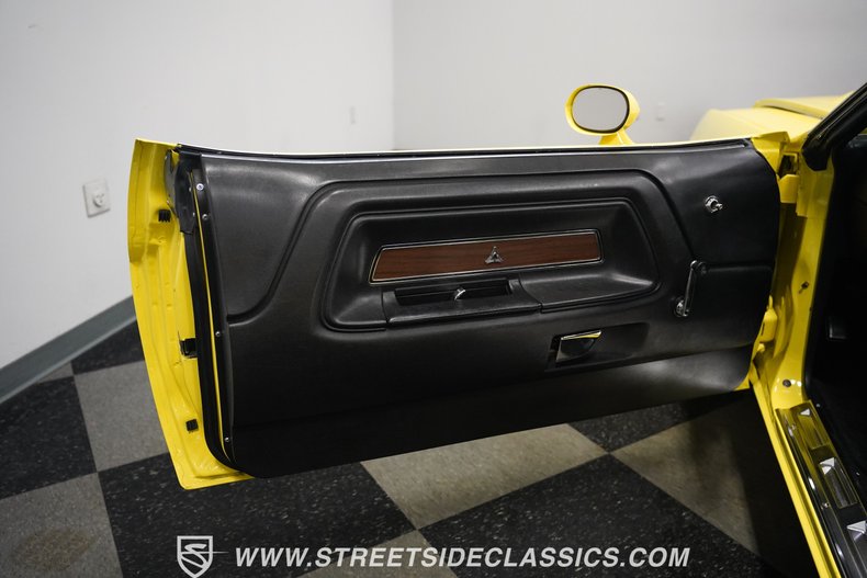 Unknown-Challenger-1972-Banana-Black-44