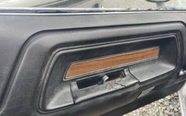 Unknown-Challenger-1972-WhiteBlack-Top-Black-1
