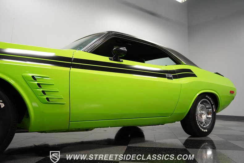 Unknown-Challenger-1973-Lime-Green-Black-14