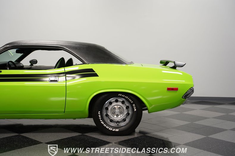 Unknown-Challenger-1973-Lime-Green-Black-16