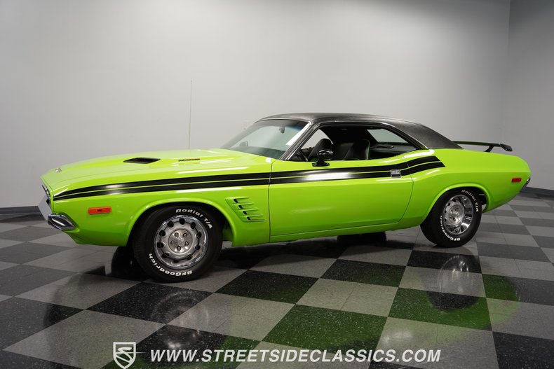 Unknown-Challenger-1973-Lime-Green-Black-4
