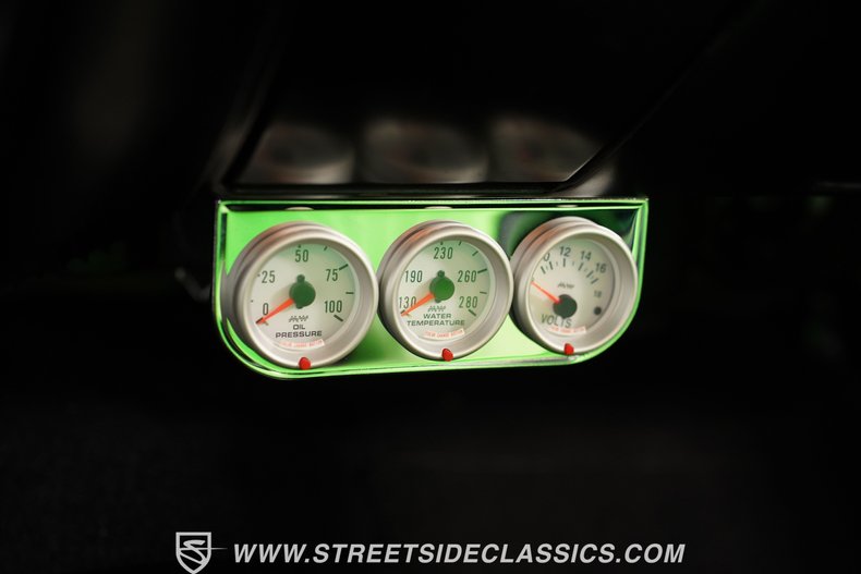 Unknown-Challenger-1973-Lime-Green-Black-44