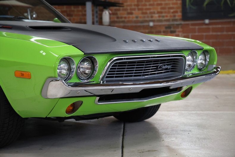 Unknown-Challenger-1973-Sublime-Black-14