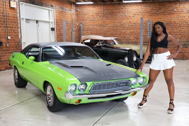 Unknown-Challenger-1973-Sublime-Black
