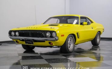 Unknown-Challenger-1973-Yellow-Pearl-Black-10