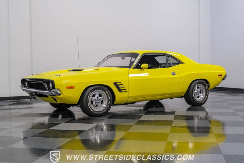 Unknown-Challenger-1973-Yellow-Pearl-Black-11