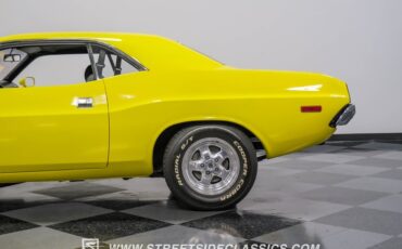 Unknown-Challenger-1973-Yellow-Pearl-Black-13