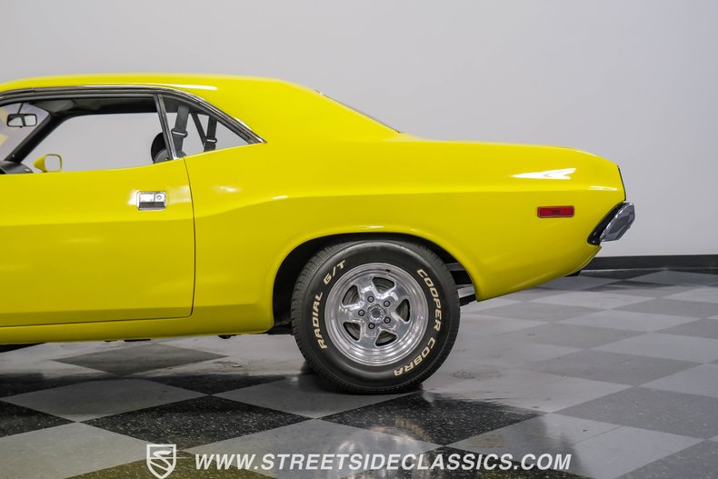 Unknown-Challenger-1973-Yellow-Pearl-Black-13