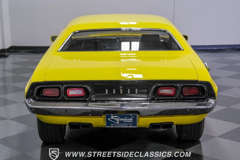 Unknown-Challenger-1973-Yellow-Pearl-Black-17