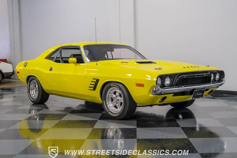 Unknown-Challenger-1973-Yellow-Pearl-Black-26