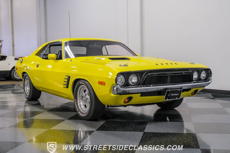 Unknown-Challenger-1973-Yellow-Pearl-Black-27