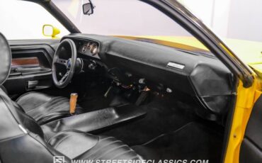 Unknown-Challenger-1973-Yellow-Pearl-Black-38
