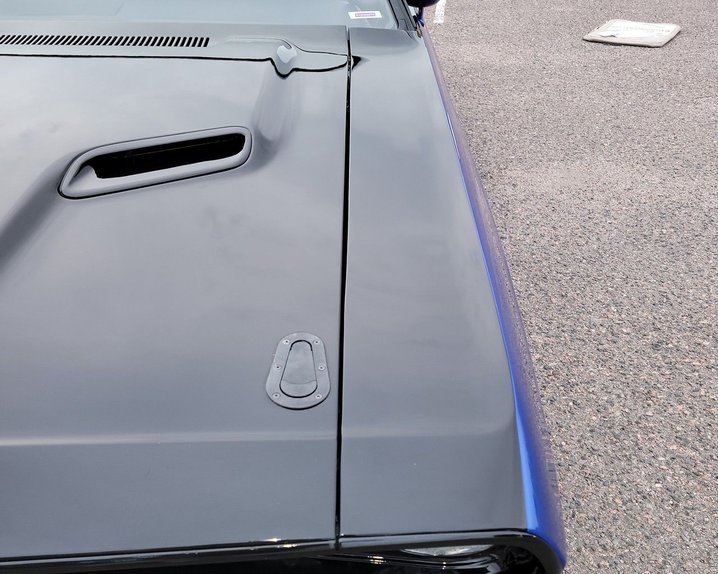 Unknown-Challenger-1974-Blue-Black-23