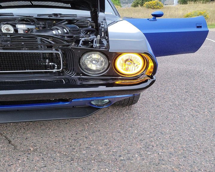 Unknown-Challenger-1974-Blue-Black-8