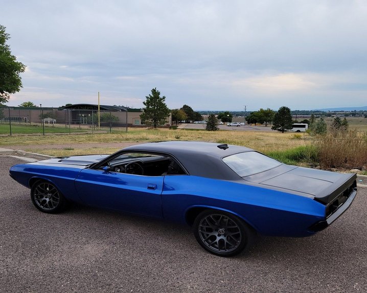 Unknown-Challenger-1974-Blue-Black