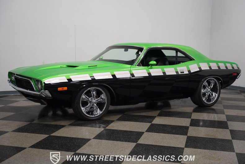 Unknown-Challenger-1974-Green-Black-10