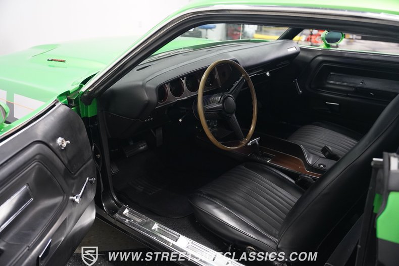 Unknown-Challenger-1974-Green-Black-2